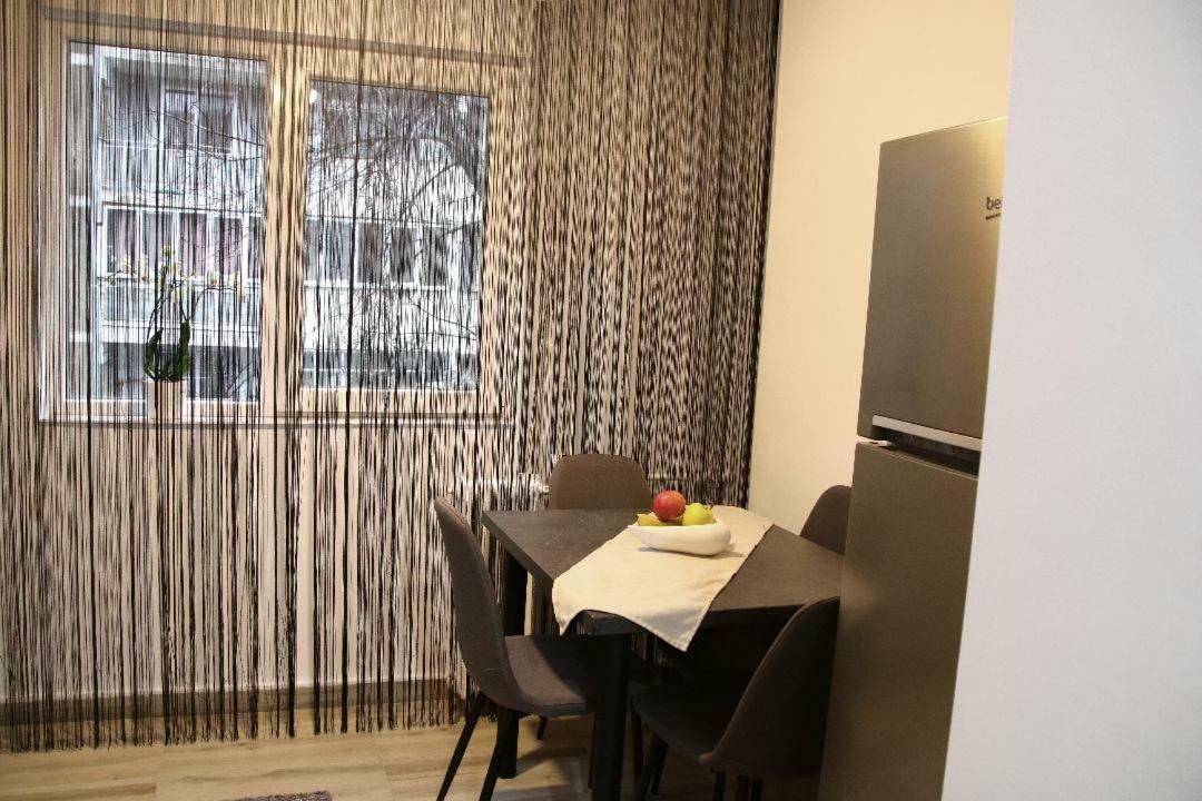 Tania Apartament Oradea Luaran gambar